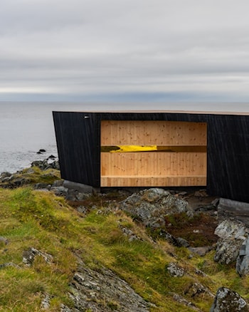 Hamningberg er et velegnet sted for å oppleve naturen og fotografere fuglelivet. 