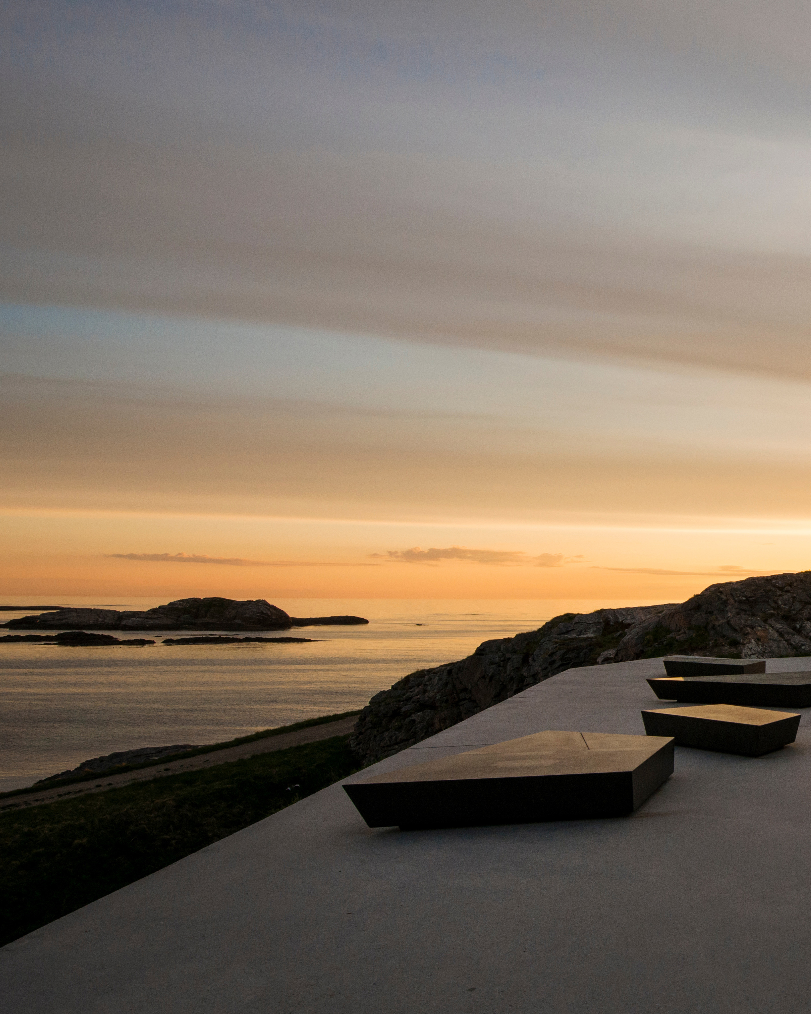 Kleivodden i midnattsol.