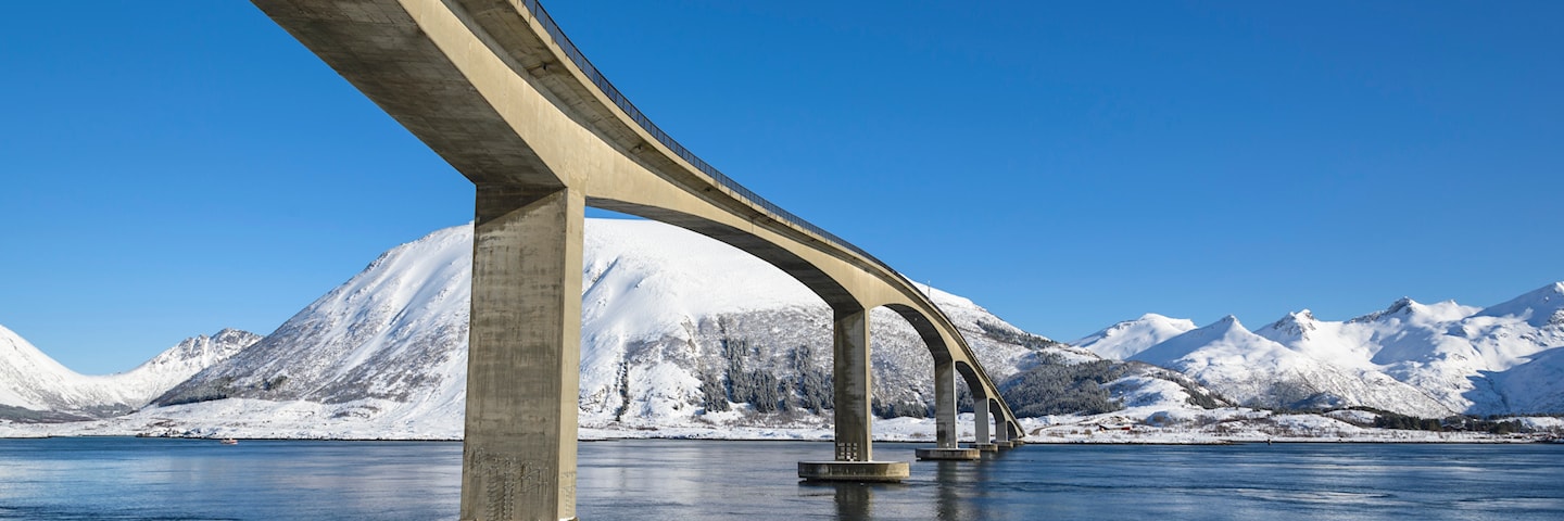 Gimsøystraumen bru.