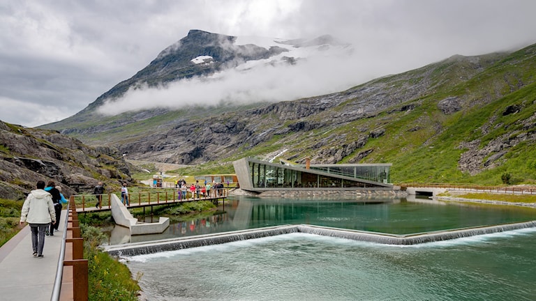 Nattlig utsikt over Trollstigen, Nasjonal turistveg Geiranger – Trollstigen.