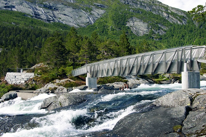 Likholefossen i Gaula.