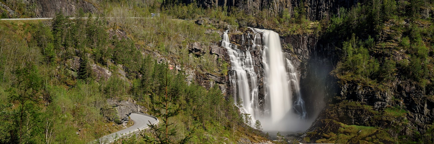 Skjervsfossen mellom Voss og Granvin. Foto: Jarle Wæhler, Statens vegvesen