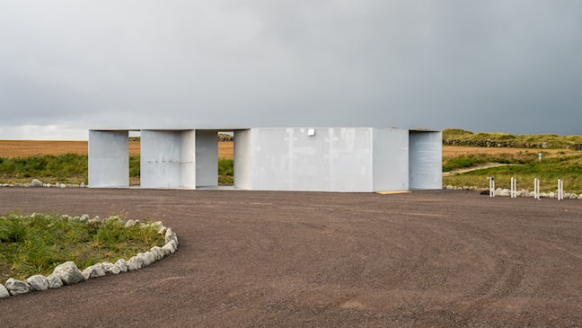 Toalettbygget på Refsnesstranda.
